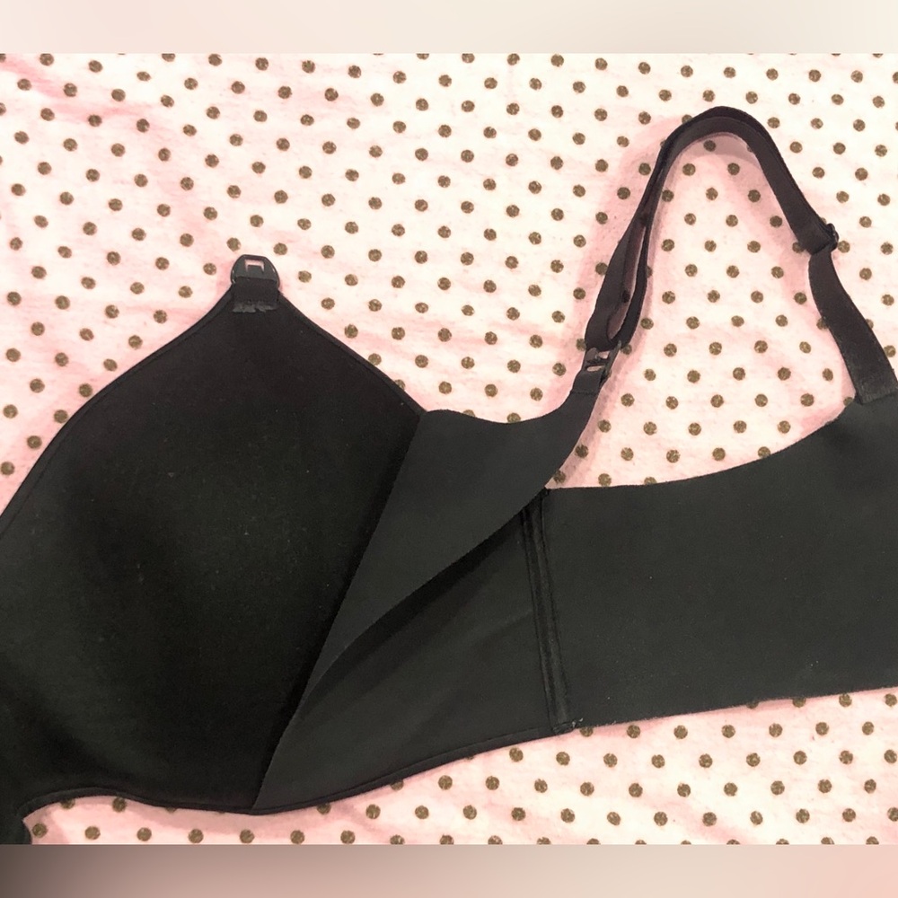 Playtex Nursing Bra!
 Black Supportive Bra with Adjustable Straps